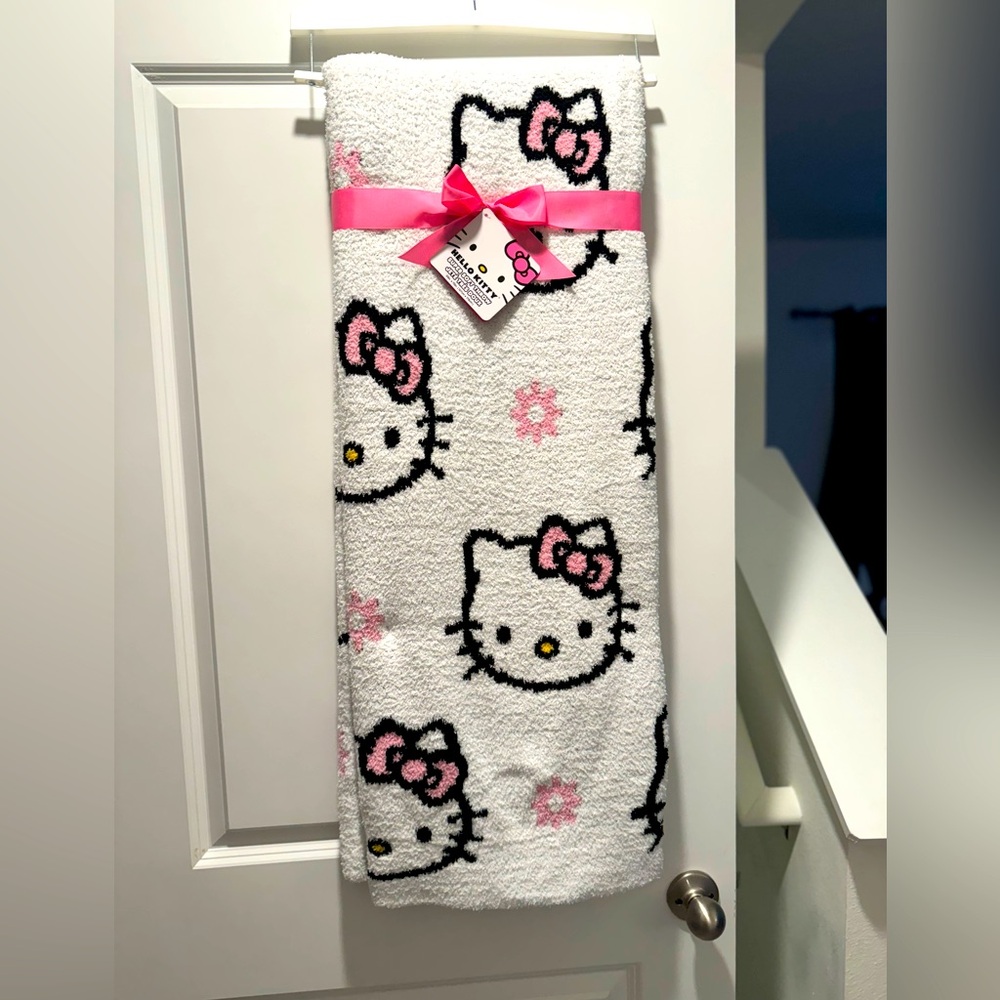 Hello Kitty Blanket